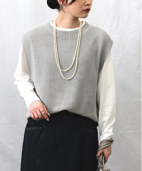 HONEYSUCKLE ROSE（ハニーサックルローズ）の「【HONEYSUCKLE ROSE】ニットベストレイヤード（アンサンブル・レディース・グレー/オフホワイト/ブラック・M/L）」の12枚目の写真