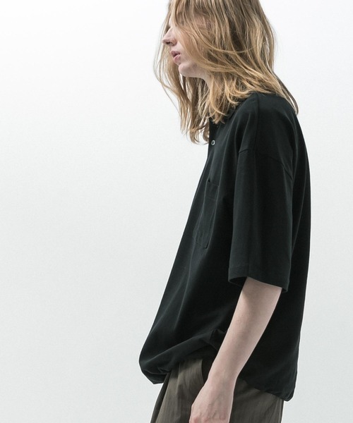 SLICK（スリック）の「【SLICK/スリック】40/2 Moss Stitch Drawstring Polo Shirt / 鹿の子ドローストリングポロシャツ/オーバーサイズ /バルーン シルエット（ポロシャツ・メンズ・キナリ/ブラック/チャコールグレー・1/2/3）」の14枚目の写真