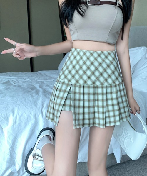 2ly2（トゥーリートゥー）の「美脚見せ◎大胆スリット入りチェックプリーツスカートパンツ（その他パンツ・レディース・ネイビー/グリーン/ブラウン/ボルドー/パープル/ライトグリーン・FREE）」の14枚目の写真