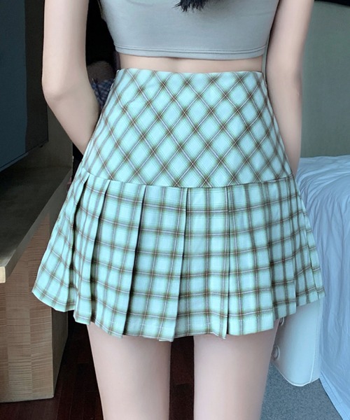 2ly2（トゥーリートゥー）の「美脚見せ◎大胆スリット入りチェックプリーツスカートパンツ（その他パンツ・レディース・ネイビー/グリーン/ブラウン/ボルドー/パープル/ライトグリーン・FREE）」の15枚目の写真