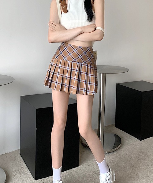 2ly2（トゥーリートゥー）の「美脚見せ◎大胆スリット入りチェックプリーツスカートパンツ（その他パンツ・レディース・ネイビー/グリーン/ブラウン/ボルドー/パープル/ライトグリーン・FREE）」の9枚目の写真