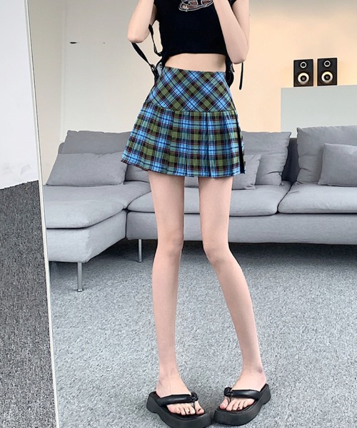 2ly2（トゥーリートゥー）の「美脚見せ◎大胆スリット入りチェックプリーツスカートパンツ（その他パンツ・レディース・ネイビー/グリーン/ブラウン/ボルドー/パープル/ライトグリーン・FREE）」の12枚目の写真