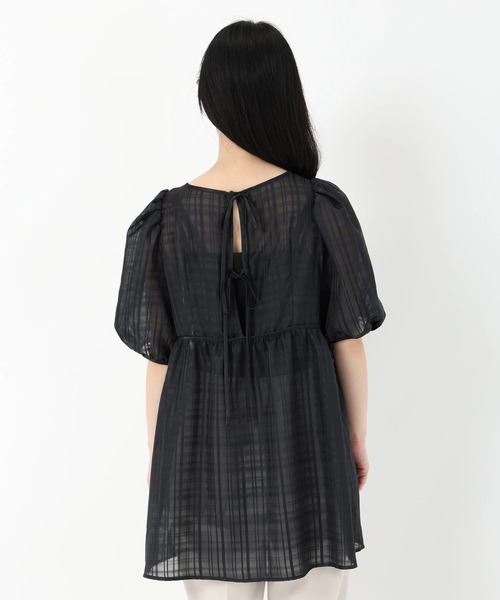 UNIVERVAL MUSE（ユニバーバル ミューズ）の「シアーチェックペプラムブラウス（シャツ/ブラウス・レディース・ブラック/オフホワイト・2）」の7枚目の写真