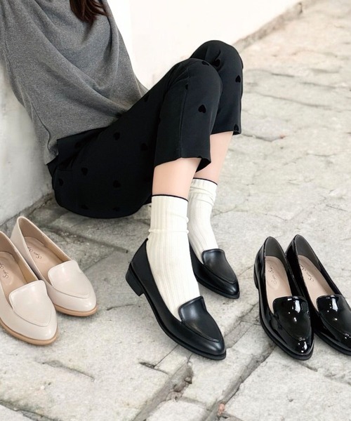 Sugar Sugar(シュガーシュガー)の「シンプル ローヒール パンプス (560) 歩き方が美しくなるパンプスシリーズ【SUGAR SUGARシュガーシュガー】(パンプス・レディース・ブラック/ブラック系/ベージュ・S/M/L/LL)」の15枚目の写真