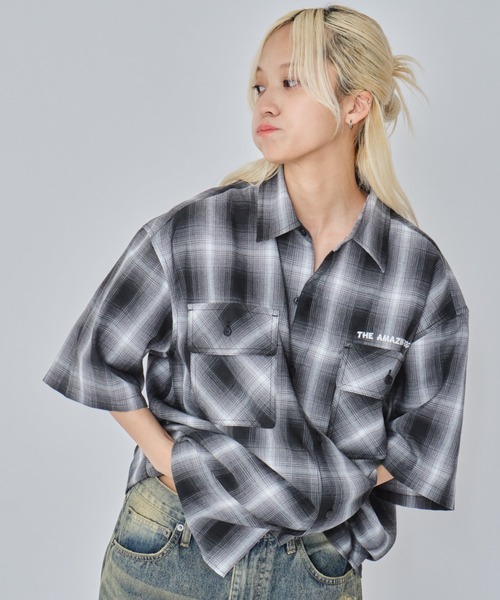 WEGO（ウィゴー）の「WEGO/イラストオンブレチェックシャツ（シャツ/ブラウス・メンズ・ブラック系その他2/ホワイト系その他2/ブルー系その他2/ブラウン系その他2・MEDIUM/LARGE）」の13枚目の写真