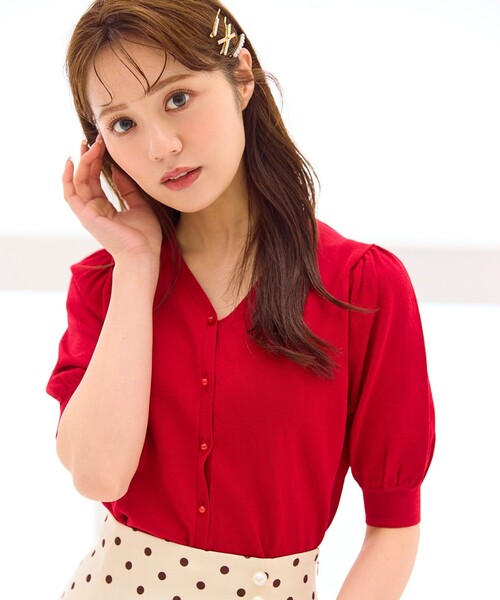 Feroux(フェルゥ)の「ハーフスリーブ カーディガン(カーディガン/ボレロ・レディース・ホワイト系/ライラック系/レッド系/ブラック系・F)」の4枚目の写真