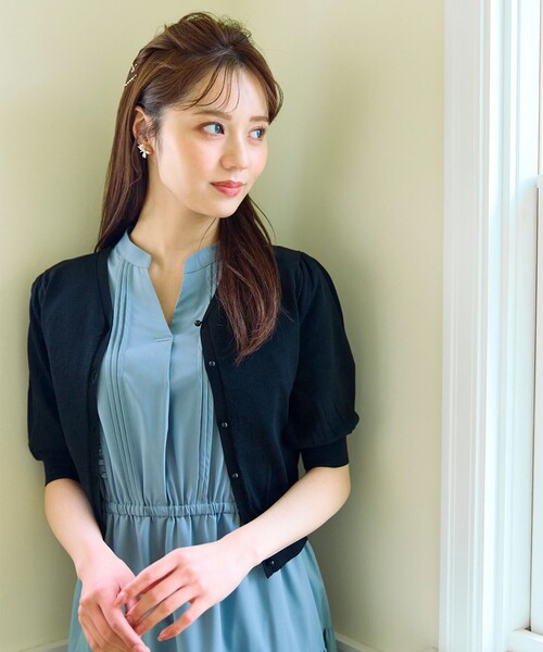 Feroux(フェルゥ)の「ハーフスリーブ カーディガン(カーディガン/ボレロ・レディース・ホワイト系/ライラック系/レッド系/ブラック系・F)」の9枚目の写真