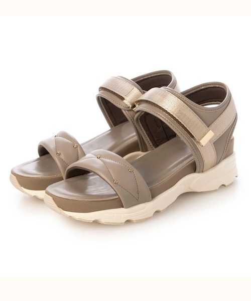 Fin（フィン）の「キルティング厚底ベルクロスポーツサンダル【低反発スポンジ入り】（サンダル・レディース・ブラウン/ブラック/グレー・S/M/L/LL）」の13枚目の写真