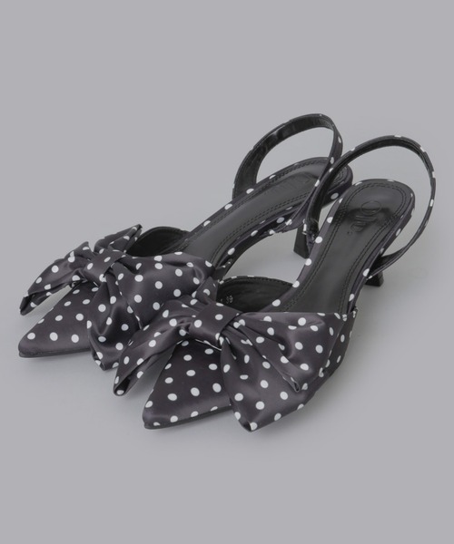 Olu.（オルドット）の「ビッグリボンストラップパンプス（パンプス・レディース・ドット/ブラック/グレー・35/37/39）」の6枚目の写真