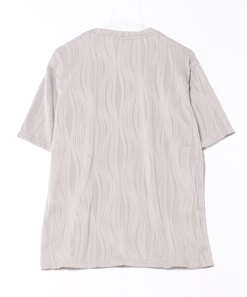 +CLOSET(プラスクローゼット)の「ウェーブテクスチャTシャツ(Tシャツ/カットソー・メンズ・グレー/ホワイト/ブラック・X-LARGE/LARGE/MEDIUM)」の6枚目の写真