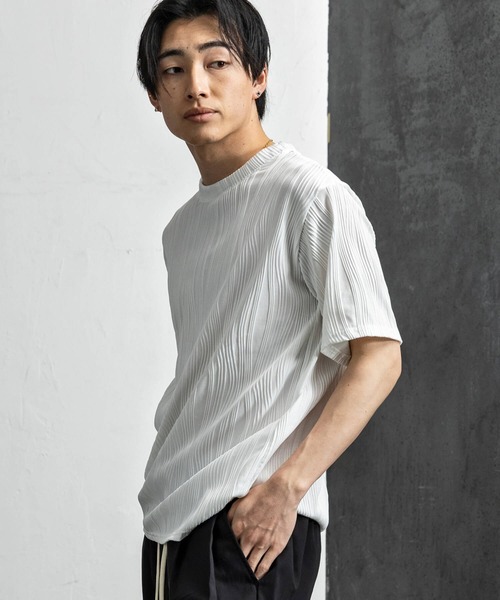 +CLOSET(プラスクローゼット)の「ウェーブテクスチャTシャツ(Tシャツ/カットソー・メンズ・グレー/ホワイト/ブラック・X-LARGE/LARGE/MEDIUM)」の7枚目の写真