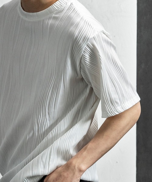 +CLOSET(プラスクローゼット)の「ウェーブテクスチャTシャツ(Tシャツ/カットソー・メンズ・グレー/ホワイト/ブラック・X-LARGE/LARGE/MEDIUM)」の13枚目の写真