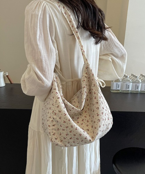 mebole(メボレ)の「Little flower ジップトートバッグ(トートバッグ・レディース・ブルー/ピンク・FREE)」の14枚目の写真