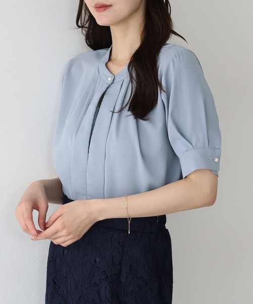 BLUEEAST（ブルーイースト）の「2WAYフロントタック半袖ブラウス（シャツ/ブラウス・レディース・ネイビー/ホワイト/ブルー/ベージュ・MEDIUM）」の15枚目の写真