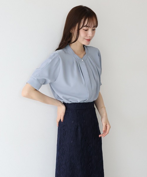 BLUEEAST（ブルーイースト）の「2WAYフロントタック半袖ブラウス（シャツ/ブラウス・レディース・ネイビー/ホワイト/ブルー/ベージュ・MEDIUM）」の12枚目の写真