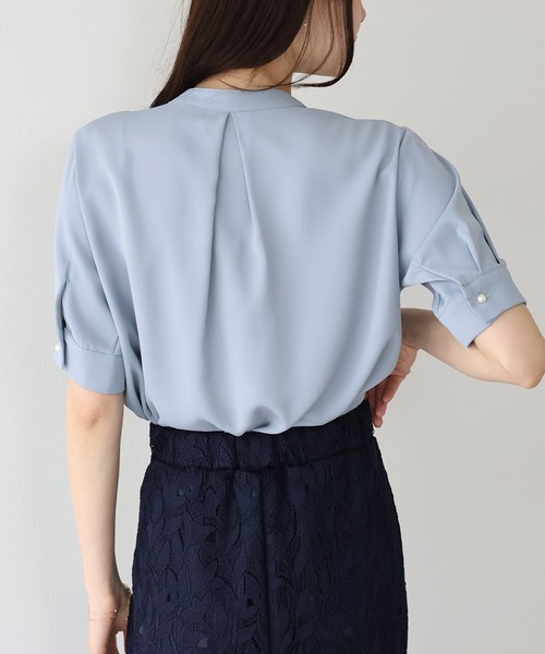 BLUEEAST（ブルーイースト）の「2WAYフロントタック半袖ブラウス（シャツ/ブラウス・レディース・ネイビー/ホワイト/ブルー/ベージュ・MEDIUM）」の13枚目の写真