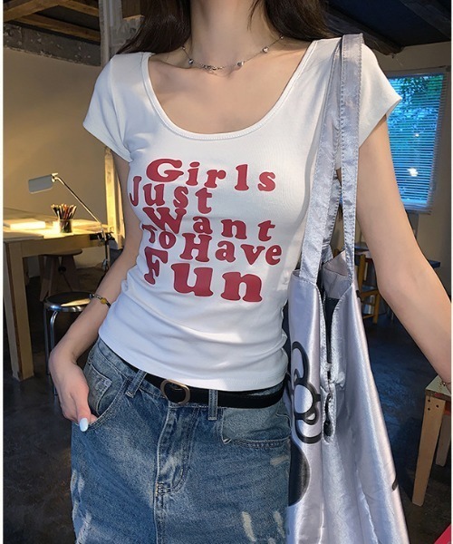 DEVICE(デバイス)の「シンプル 英字 ロゴ プリント 韓国 ストリート Y2K 古着風 クルーネック ショート丈 半袖 Tシャツ(Tシャツ/カットソー・レディース・ネイビー/ホワイト/ブラック・FREE)」の9枚目の写真