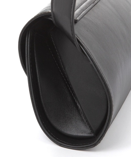 studio CLIP（スタディオクリップ）の「【軽量】軽い合皮フラップショルダーバッグ（ショルダーバッグ・レディース・ブラック/ブラウン・FREE）」の12枚目の写真