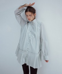 DECADE CLASSIC（ディケイド クラシック）の「DECADE CLASSIC スタンドカラー プリーツ シャツワンピース（シャツワンピース）」