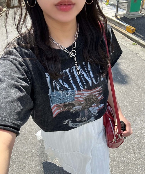 AS KNOW AS plus（アズノゥアズプラス）の「●ヴィンテージ風プリント オーバーサイズ半袖Tシャツ（Tシャツ/カットソー・レディース・ブラック/グレー/ブルー・FREE）」の2枚目の写真