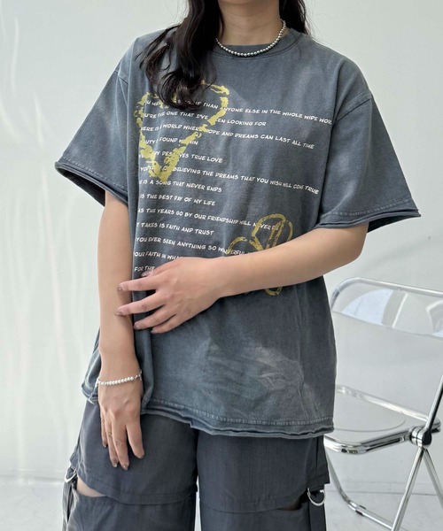 AS KNOW AS plus（アズノゥアズプラス）の「●ヴィンテージ風プリント オーバーサイズ半袖Tシャツ（Tシャツ/カットソー・レディース・ブラック/グレー/ブルー・FREE）」の16枚目の写真