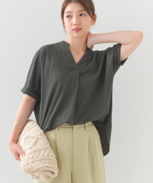 新品タグ付きです。ohgaスキッパーブラウス　イエロー セール】接触冷感スキッパーブラウス（Tシャツ/カットソー