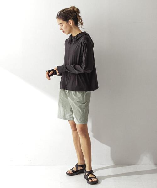 URBAN RESEARCH Sonny Label(アーバンリサーチサニーレーベル)の「SLAB Packable Rash Parka(パーカー・レディース・ブラック/チャコールグレー・FREE)」の5枚目の写真