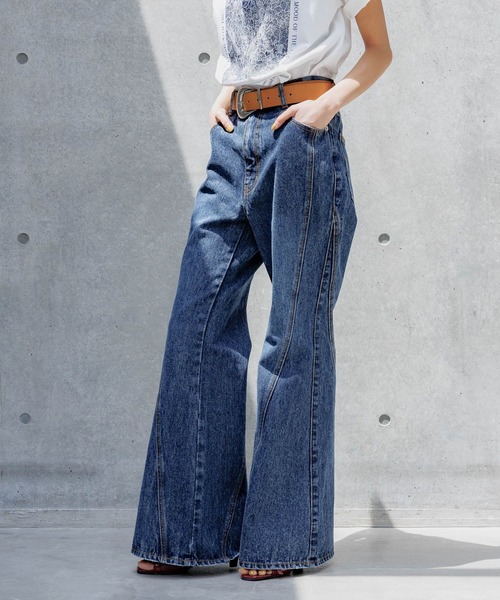 PAGEBOY（ページボーイ）の「スリムレッグフレアデニム【4color/4size】（デニムパンツ・レディース・ブルー系その他/ブラック/ブルー系その他2/ネイビー系/ブラウン系その他/ブラック系その他/ブルー系その他3・X-SMALL/SMALL/MEDIUM/LARGE）」の11枚目の写真