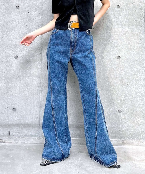 PAGEBOY（ページボーイ）の「スリムレッグフレアデニム【4color/4size】（デニムパンツ・レディース・ブルー系その他/ブラック/ブルー系その他2/ネイビー系/ブラウン系その他/ブラック系その他/ブルー系その他3・X-SMALL/SMALL/MEDIUM/LARGE）」の12枚目の写真