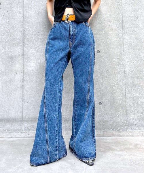 PAGEBOY（ページボーイ）の「スリムレッグフレアデニム【4color/4size】（デニムパンツ・レディース・ブルー系その他/ブラック/ブルー系その他2/ネイビー系/ブラウン系その他/ブラック系その他/ブルー系その他3・X-SMALL/SMALL/MEDIUM/LARGE）」の13枚目の写真