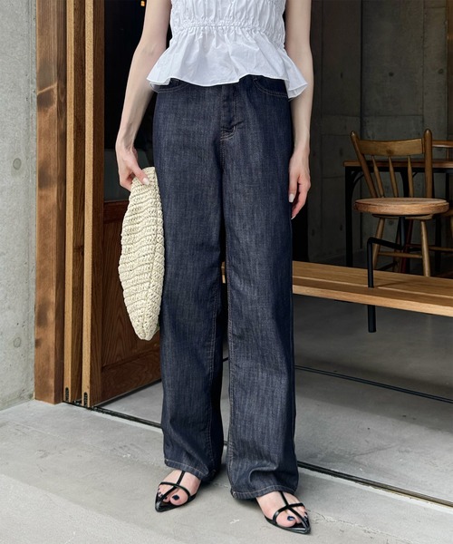 LE MORE(リモア)の「ノンフェードセミワイドストレートデニムパンツ(デニムパンツ・レディース・ネイビー・S/M)」の16枚目の写真