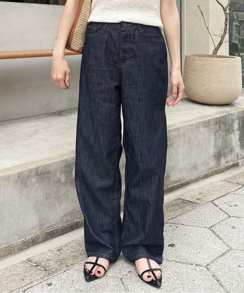 LE MORE(リモア)の「ノンフェードセミワイドストレートデニムパンツ(デニムパンツ・レディース・ネイビー・S/M)」の22枚目の写真