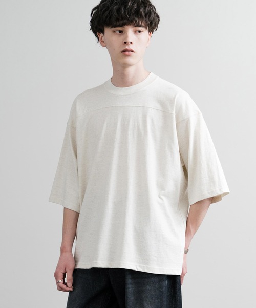 Audience（オーディエンス）の「Upscape Audience アップスケープオーディエンス 日本製 国産ラフィー天竺5.5オンスフットボール半袖Tシャツ AUD6644（Tシャツ/カットソー・メンズ・オートミール/杢グレー/スミクロ/オフホワイト/ブラック・M/L）」の19枚目の写真