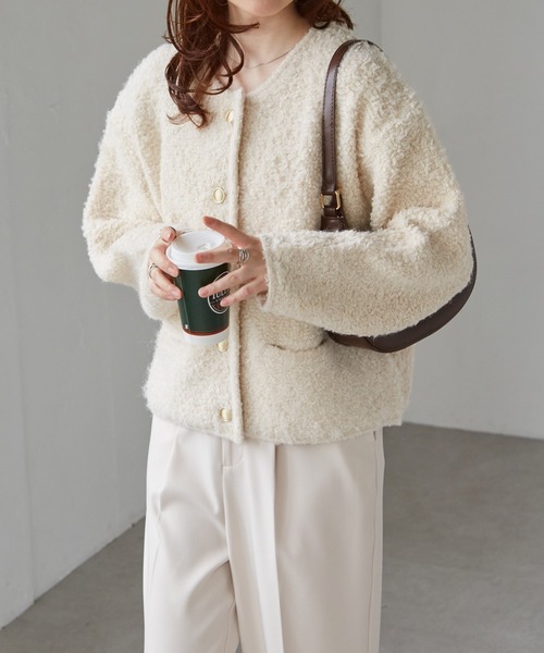 RANAN（ラナン）の「ゴールド調ボタンループ編みニットカーデ（カーディガン/ボレロ・レディース・アイボリー/ライトグレー/ピンク/ネイビー・M/L/LL）」の5枚目の写真