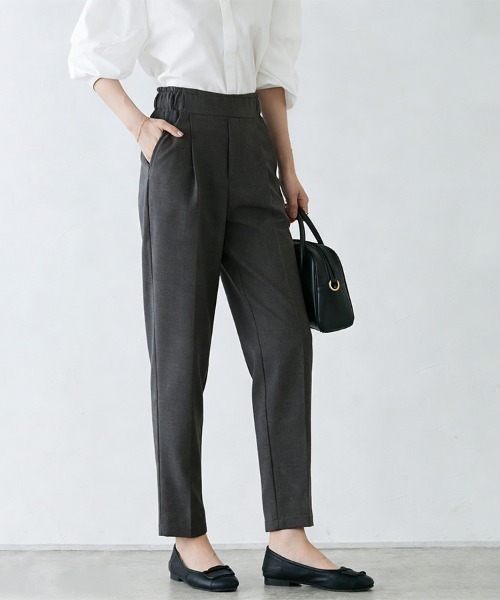 ONEP STAR(ワンピスター)の「センタープレステーパードパンツ(その他パンツ・レディース・イエロー/ベージュ/ダークグレー/ネイビー/グリーン/ライトグレー/ローズ/ブルー/アイボリー/ブラック・MEDIUM/LARGE)」の21枚目の写真