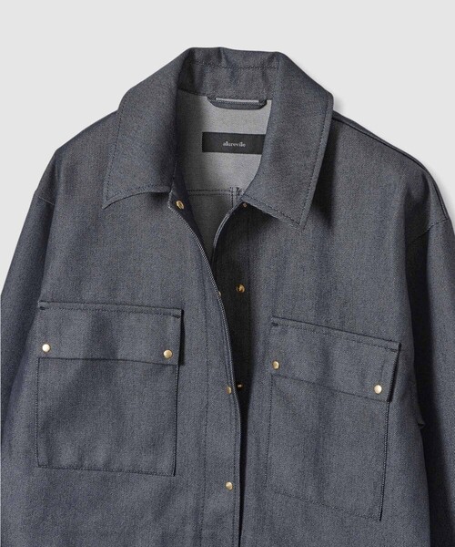 allureville（アルアバイル）の「リジッドデニムライクブルゾン（ブルゾン・レディース・ネイビー・2）」の7枚目の写真