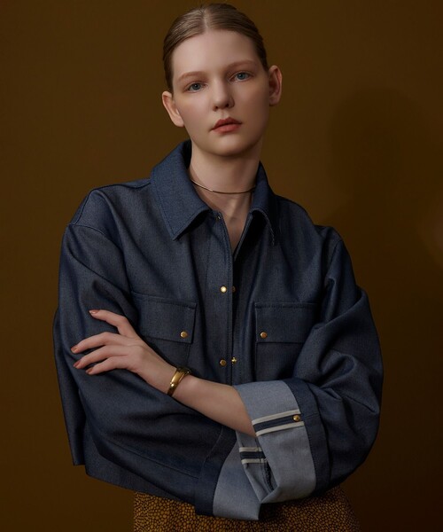 allureville（アルアバイル）の「リジッドデニムライクブルゾン（ブルゾン・レディース・ネイビー・2）」の18枚目の写真