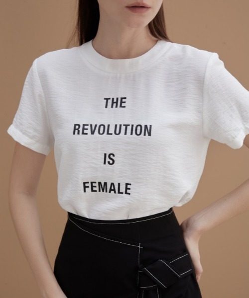 Rivel（リヴェル）の「【COCOSIN】クルーネック プリント 半袖Tシャツ バックジップ（Tシャツ/カットソー・レディース・ブラック/ホワイト・L/M/S）」の2枚目の写真