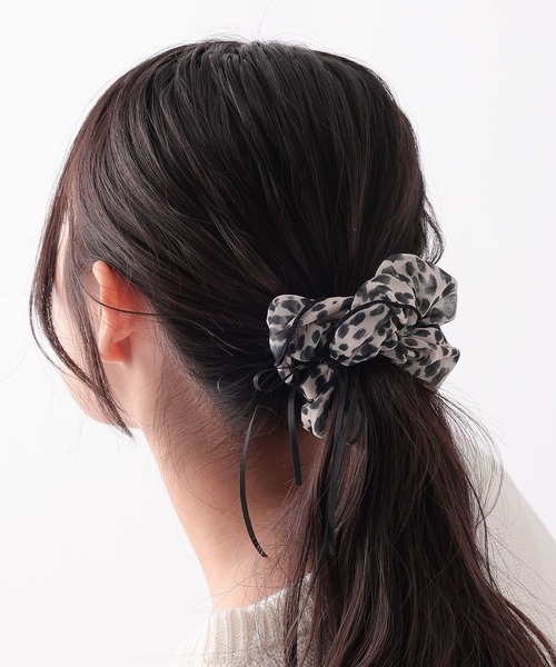 repipi armario（レピピ アルマリオ）の「リボンツキシアーシュシュ（シュシュ・キッズ・ブラック/レオパード・FREE）」の2枚目の写真