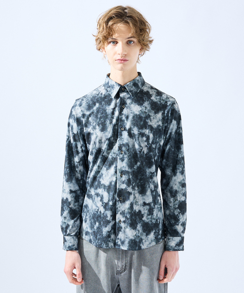 5351 POUR LES HOMMES（ゴーサンゴーイチプールオム）の「クラウドプリント ストレッチ ジャージー シャツ（シャツ/ブラウス・メンズ・ブラック/ブルー・44/46/48/50）」の10枚目の写真