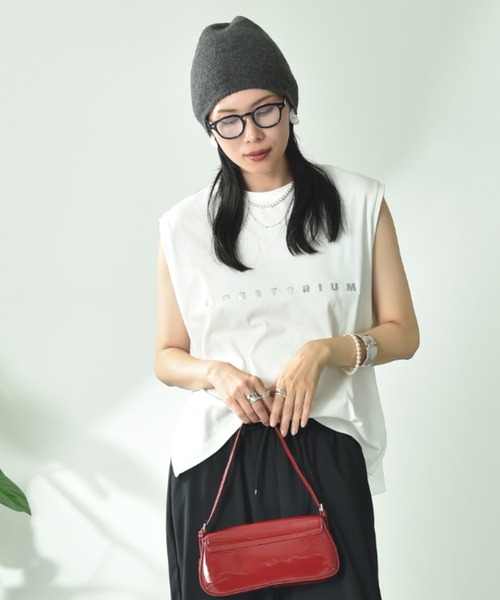 INTERPLANET（インタープラネット）の「【接触冷感・吸水速乾】箔ロゴフレンチプルオーバー（Tシャツ/カットソー・レディース・オフホワイト/チャコールグレー・FREE）」の10枚目の写真