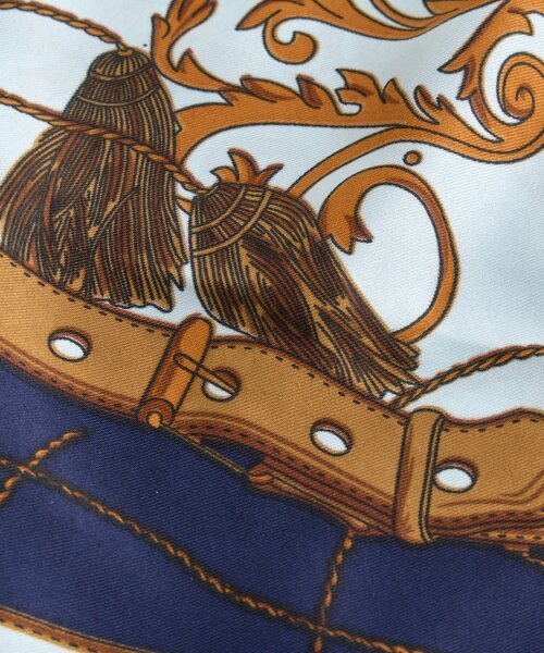 un dix cors(アンディコール)の「《こなれ感をプラス》クラシカルベルト柄スカーフ【大判 90×90】(バンダナ/スカーフ・レディース・ブルー/ブラック・FREE)」の13枚目の写真