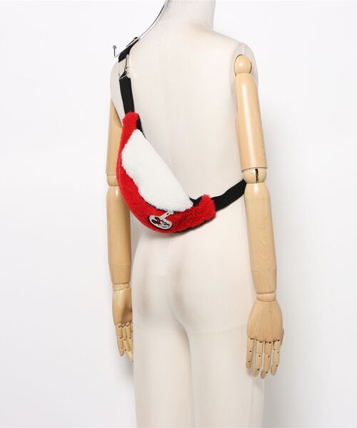 Disney(ディズニー)の「TOASTIES×DESIGNWORKS Disneyシープスキンバッグ(ボディバッグ/ウエストポーチ・レディース・レッド・フリー)」の21枚目の写真