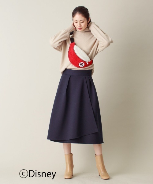 Disney(ディズニー)の「TOASTIES×DESIGNWORKS Disneyシープスキンバッグ(ボディバッグ/ウエストポーチ・レディース・レッド・フリー)」の2枚目の写真