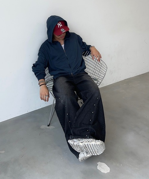 MandO(Auntie Rosa)(エムオー)の「スタッズワイドデニムパンツ(デニムパンツ・メンズ・インディゴブルー/ブラック・LARGE/MEDIUM/SMALL)」の17枚目の写真