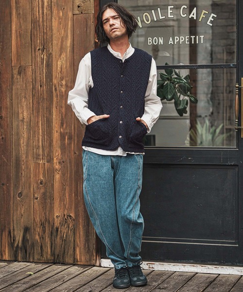 CAMBIO（カンビオ）の「mcg3696- ストレッチケーブルキルティングノーカラーベスト(CAM-7331)（ベスト・メンズ・ブラック/グレー/ネイビー・S/M/L/XL）」の7枚目の写真