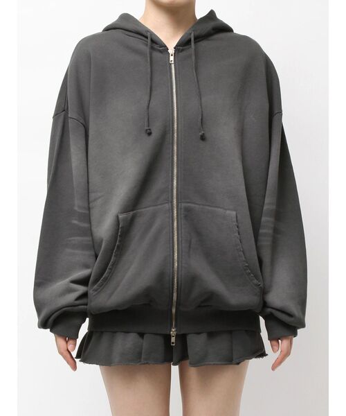 EMODA（エモダ）の「シェービングオーバージップフーディ（パーカー・レディース・グレー/ブラック/ライトグレー・FREE）」の15枚目の写真