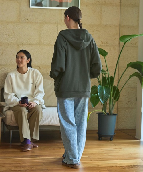 KELTY（ケルティ）の「KELTY/ケルティ 別注  ダブルロゴ刺繍 ビッグシルエット スウェットダブルジップパーカー（パーカー・レディース・スミクロ/ダークブラウン/ネイビー/グレイッシュベージュ/ブラック/グレー・M/L）」の7枚目の写真
