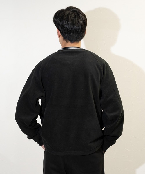 FRUIT OF THE LOOM（フルーツオブザルーム）の「【FRUIT OF THE LOOM】COZY SOFT FLEECE PULLOVER/フリーススウェット（スウェット・メンズ・ブラック/アイボリー/ブラウン・XL/L/M/S）」の6枚目の写真