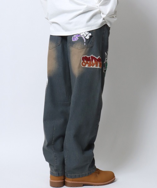 SITRY（シトリー）の「2026SS新色追加 Street Design Patch ＆ Print Barrel Leg Denim Pants/ストリートデザイン ワッペン＆プリント バレルレッグデニムパンツ ワイドデニムパンツ（デニムパンツ・メンズ・ブルー/ブラック/ホワイト・L/M）」の21枚目の写真